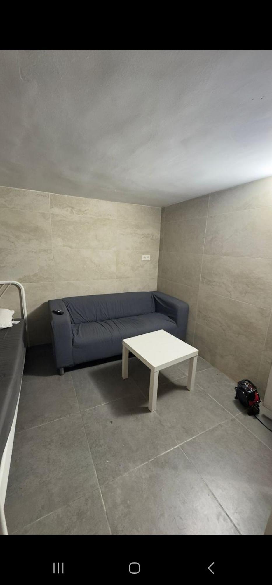 Appartamento Prive Sous Sol Acces Autonome